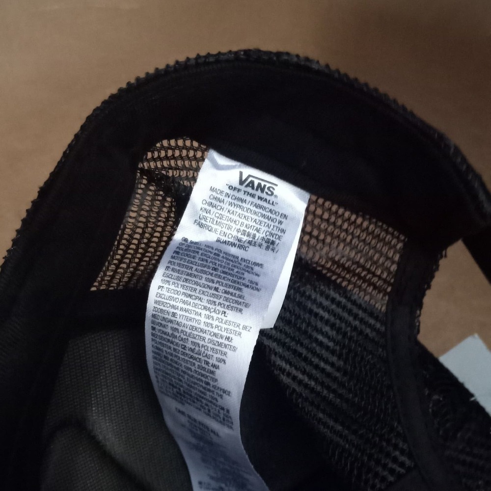 NWT Vans girl's Off the Wall black trucker snapback - Picture 4 of 5